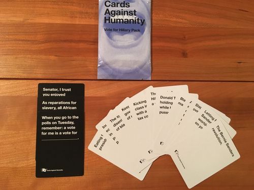 Cards Against Humanity: Vote for Hillary Pack