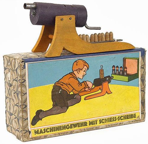 Maschinengewehr mit Schiess-Scheibe